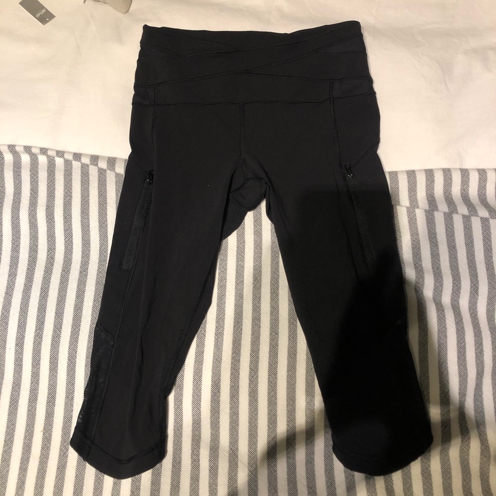 Lululemon crops